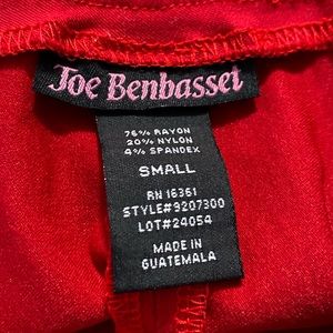 It is a small tight fitting skirt. I have personally never worn it.